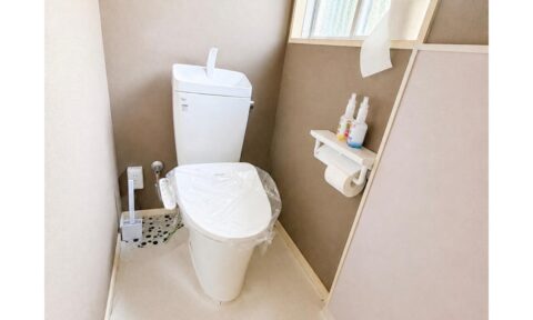滋賀県高島市安曇川町下小川のトイレ